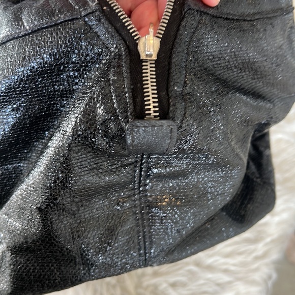 CHANEL Paris duffle bag - Picture 9 of 17